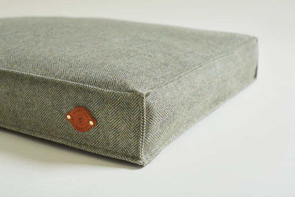 DOG BED TWEED HEATHER - Medium