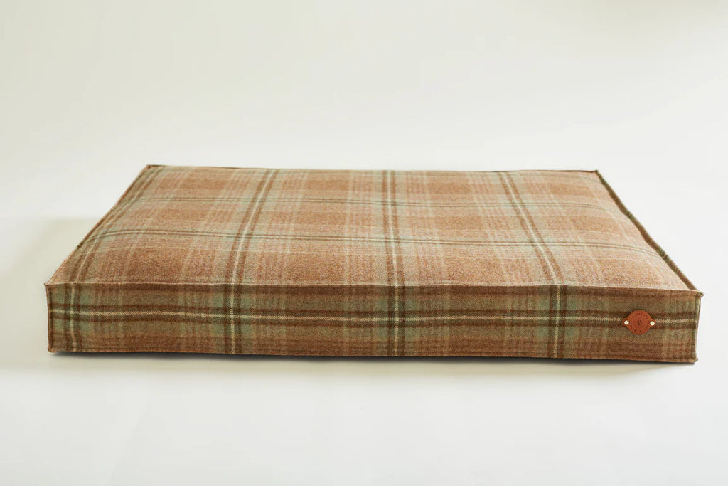 Dog Bed Tweed Cooper Beech - Large