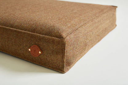DOG BED TWEED BEECH - L